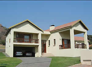 Lowveld Projects - Paint Suppliers - Paint manufacturers - Mpumalanga Paint - Mpumalanga Garage Doors - Mpumalanga Wooden Doors - Suppliers Wooden Doors - Suppliers Garage Doors